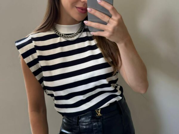 Musclee Tee Listrada - Preta