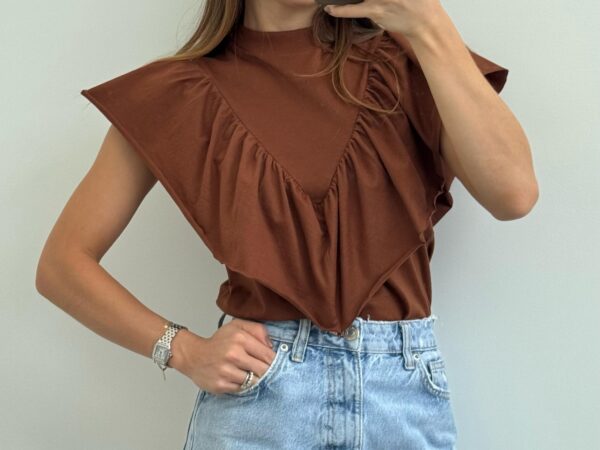 Camiseta Babado Marrom Dark